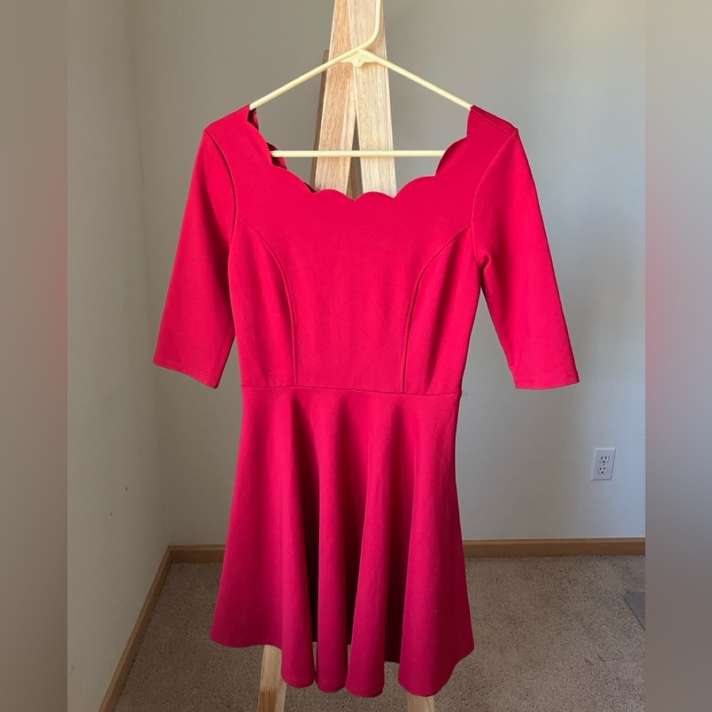3 for $30 🎁 Lulu's Vibrant Red Scalloped Long Sleeve Dress Classic Twee Girl